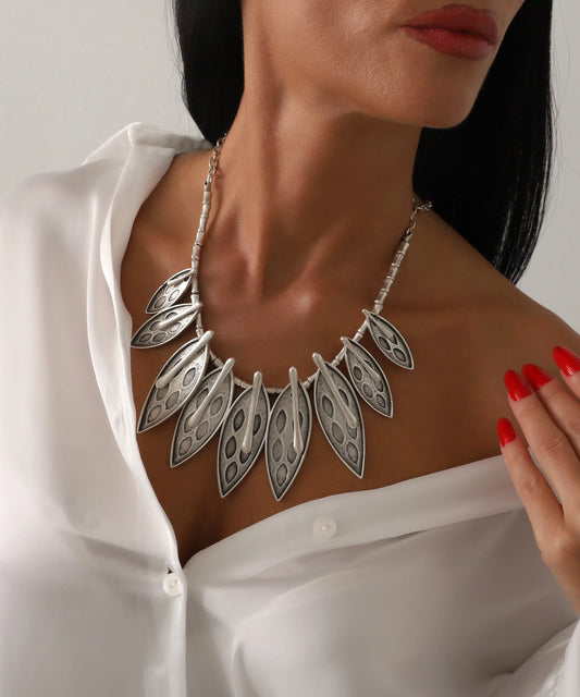 Bohem Yaprak Motifli Gümüş Kaplama Kolye