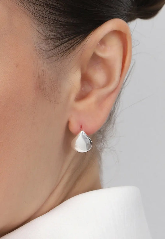 Minimal Damla Tasarım Gümüş Küpe