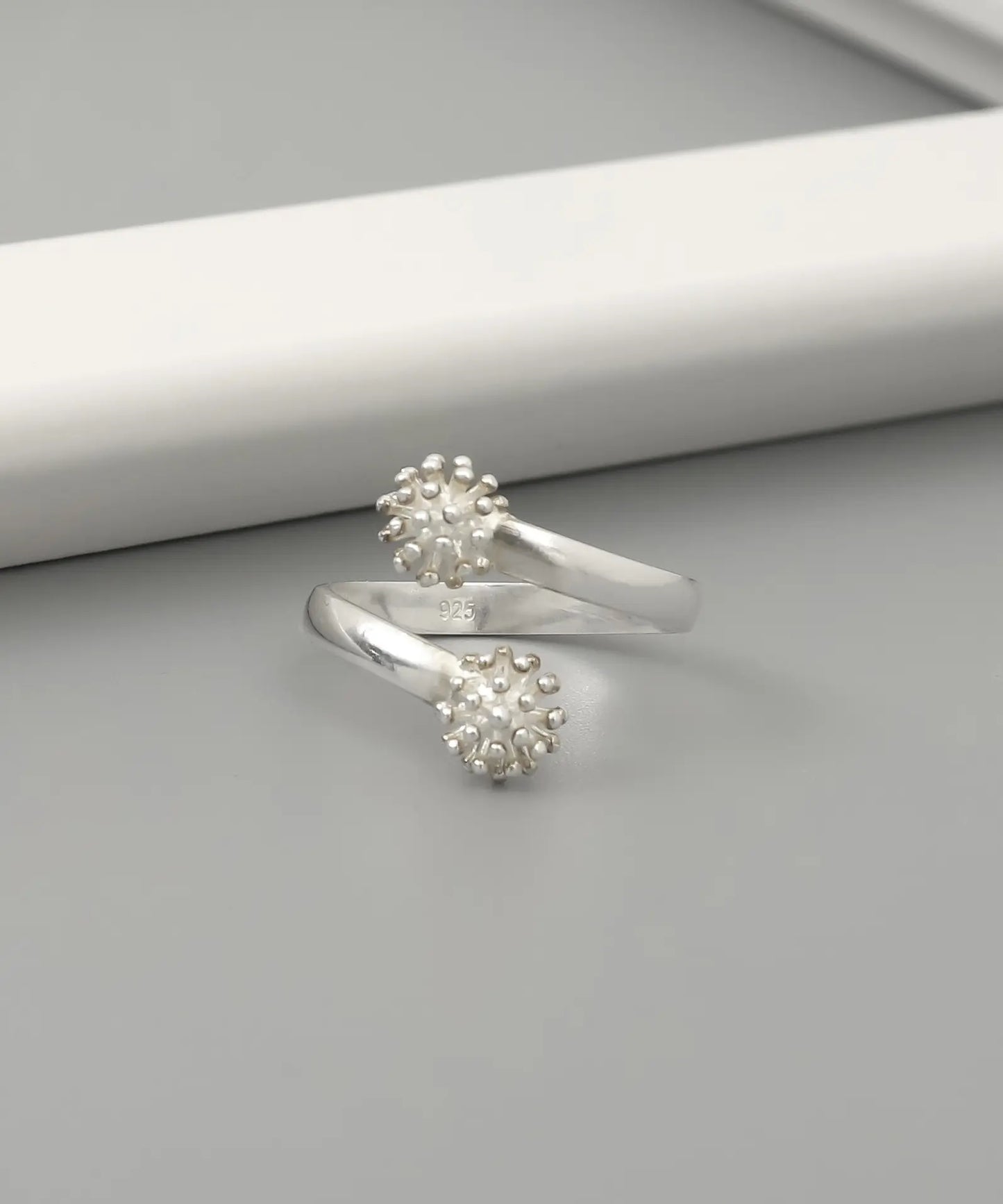 925 Ayar Gümüş Tasarım Yüzük