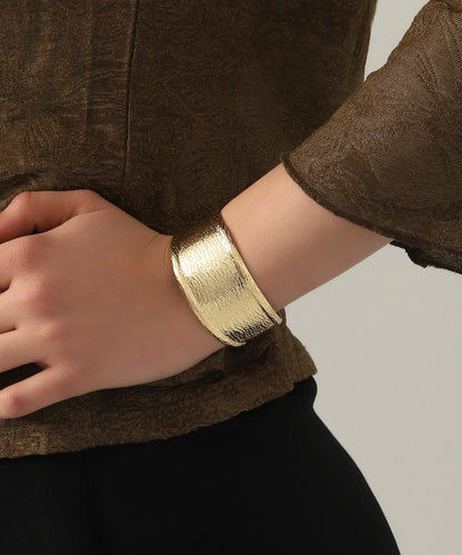 Altın Kaplama Motifli Cuff Bileklik