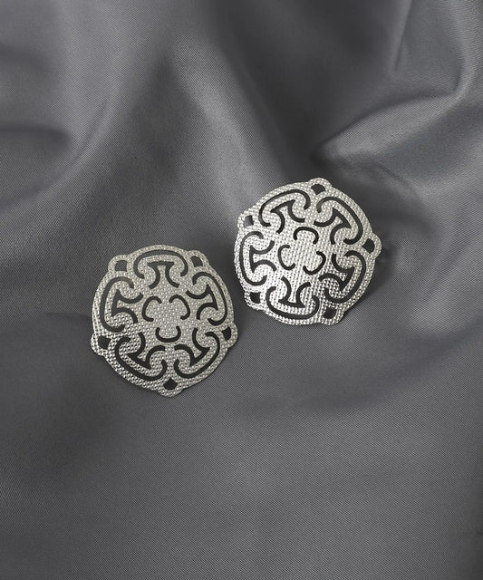 Motifli Gümüş Kaplama Küpe