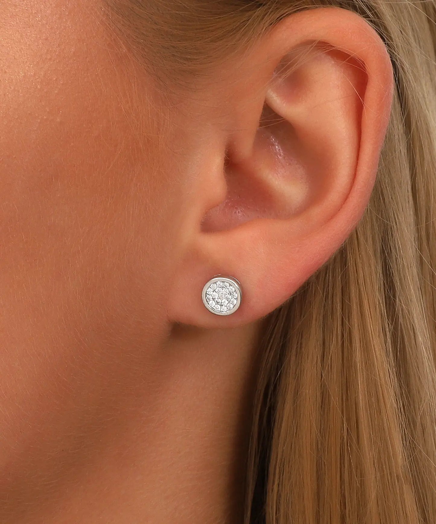 Kadın Taşlı Minimal Küpe