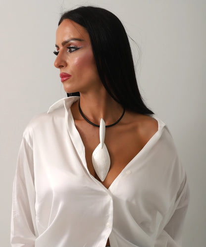 Geometrik Formlu Sanatsal Gümüş Kaplama Kolye