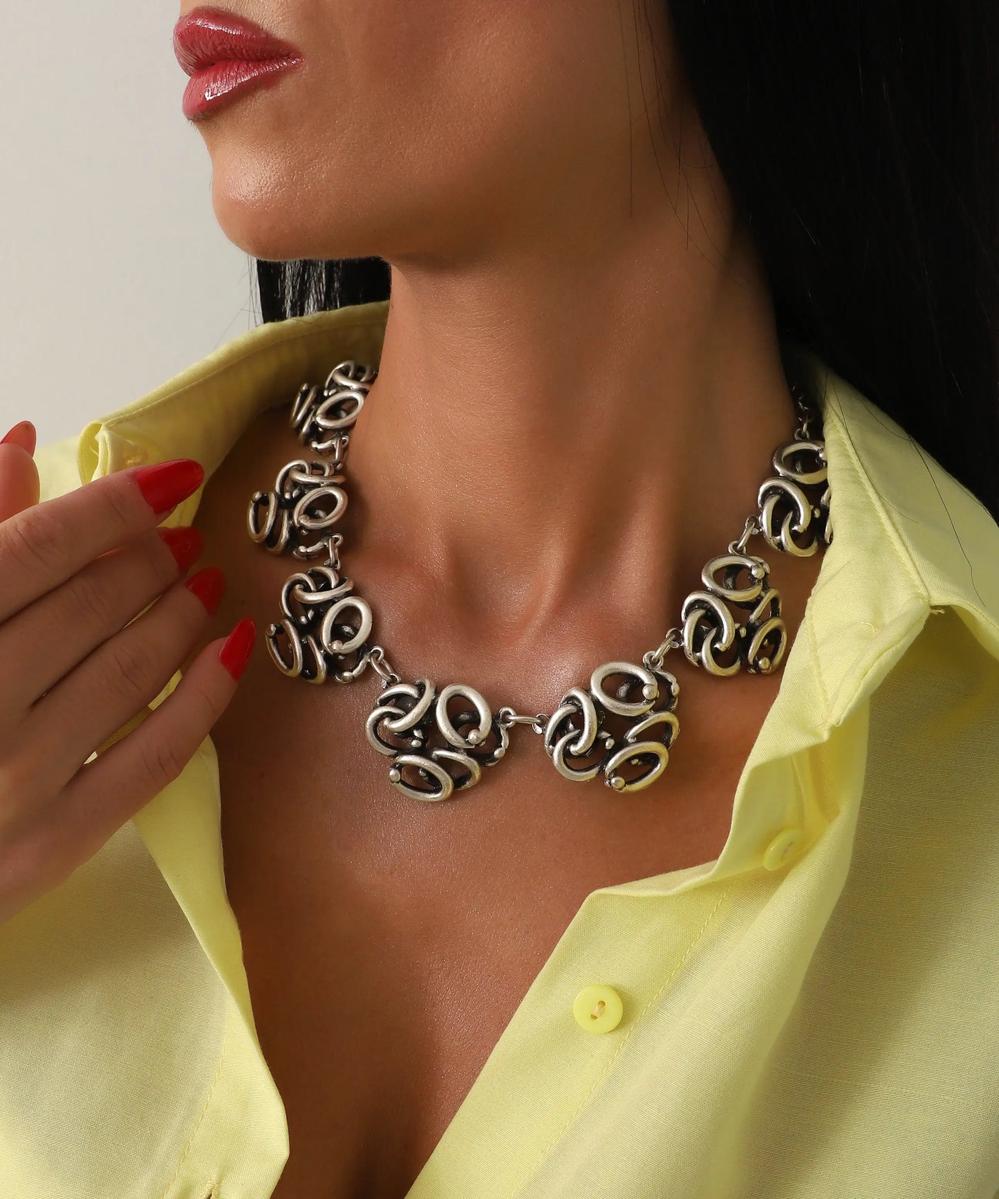 Örgü Motifli Zarif Gümüş Kaplama Kolye