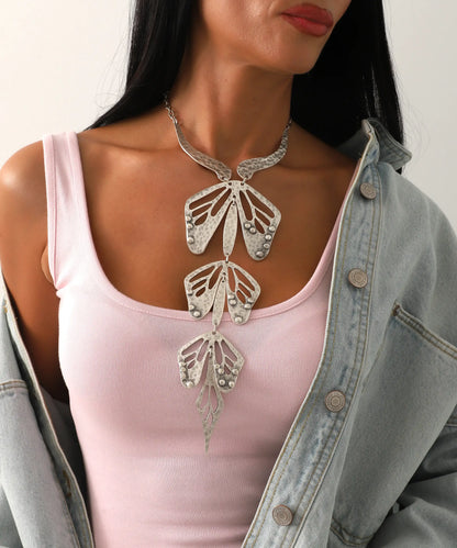 Büyük Kelebekli Gümüş Kaplama Kolye