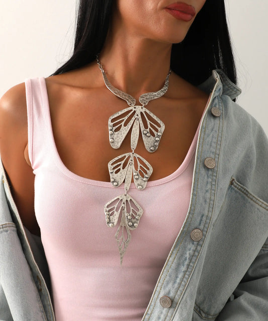 Büyük Kelebekli Gümüş Kaplama Kolye