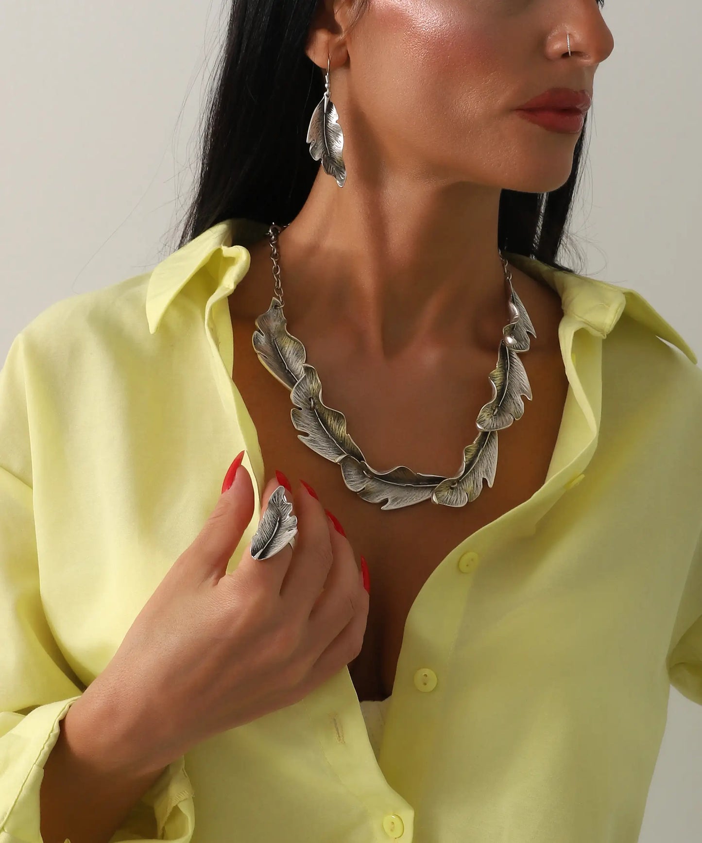 Doğal Dokulu Gümüş Kaplama Yaprak Kolye