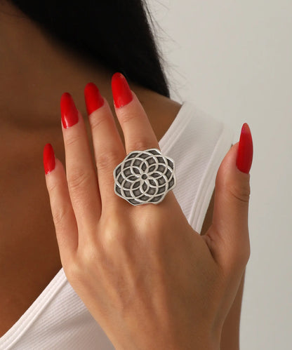 Lotus Çiçeği Desenli Gümüş Kaplama Büyük Yüzük