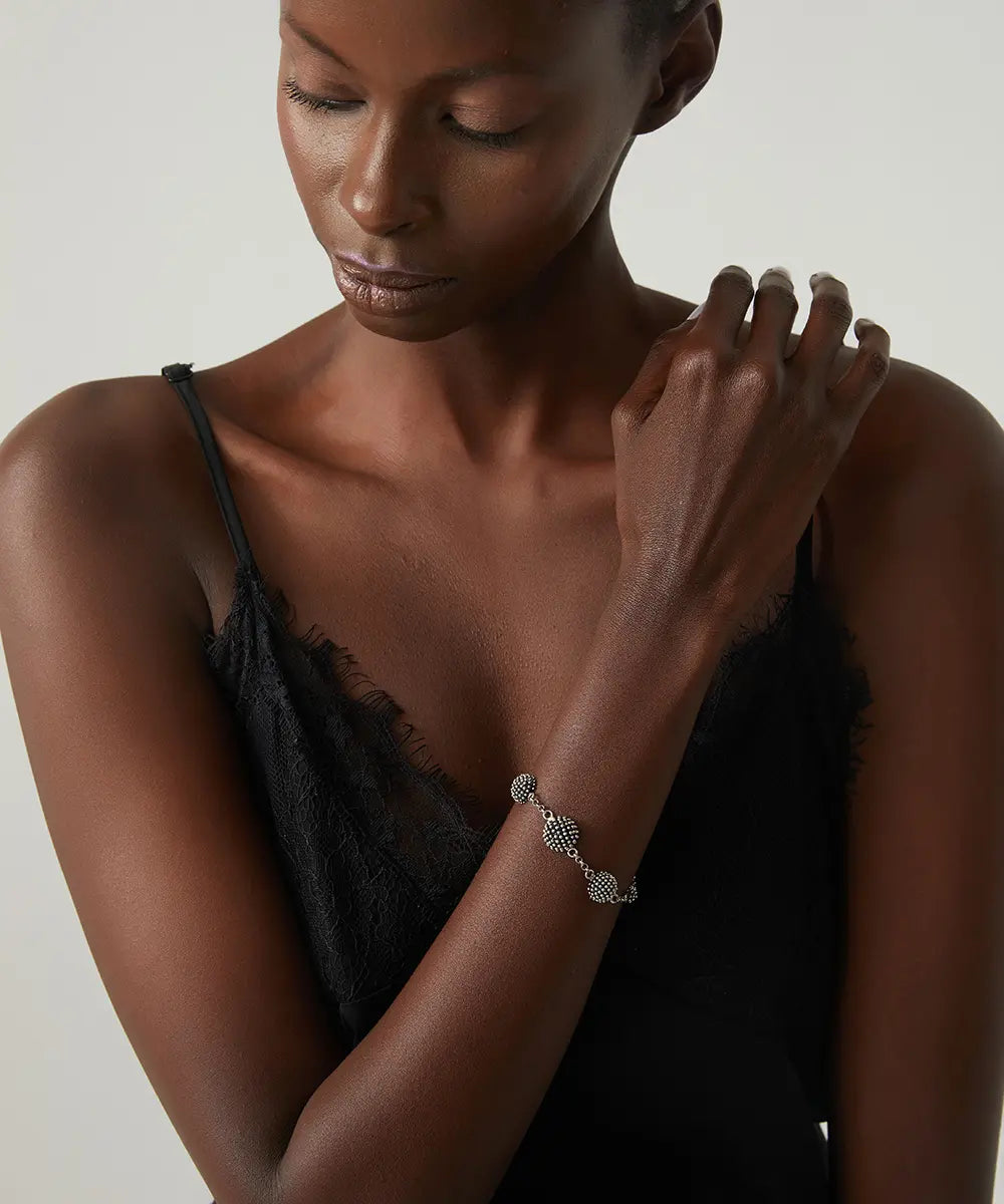 Vintage Esintili Kabartma Desenli Gümüş Bileklik