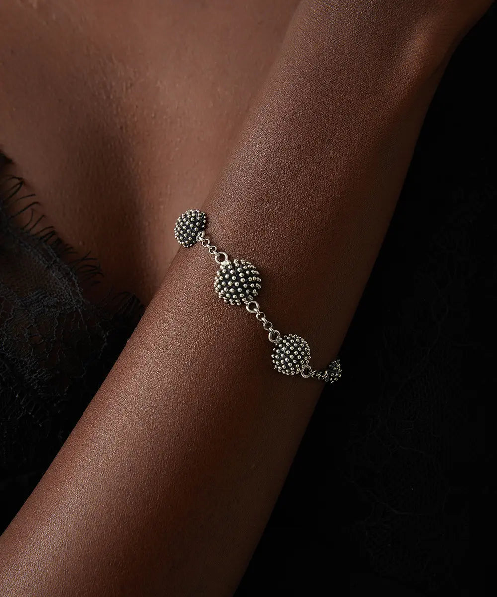 Vintage Esintili Kabartma Desenli Gümüş Bileklik