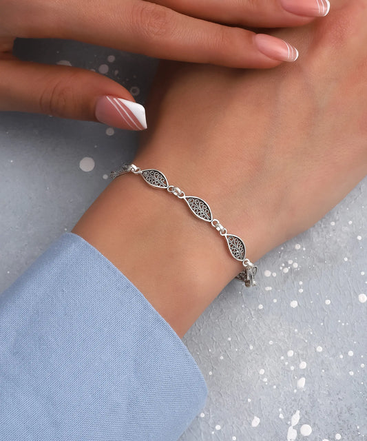 Telkari Yaprak Motifli Gümüş Bileklik