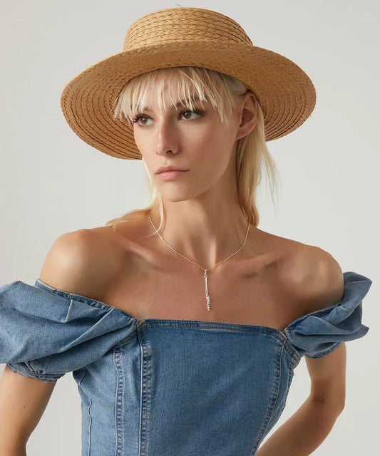 Top Detaylı Sallantılı Gümüş Kolye