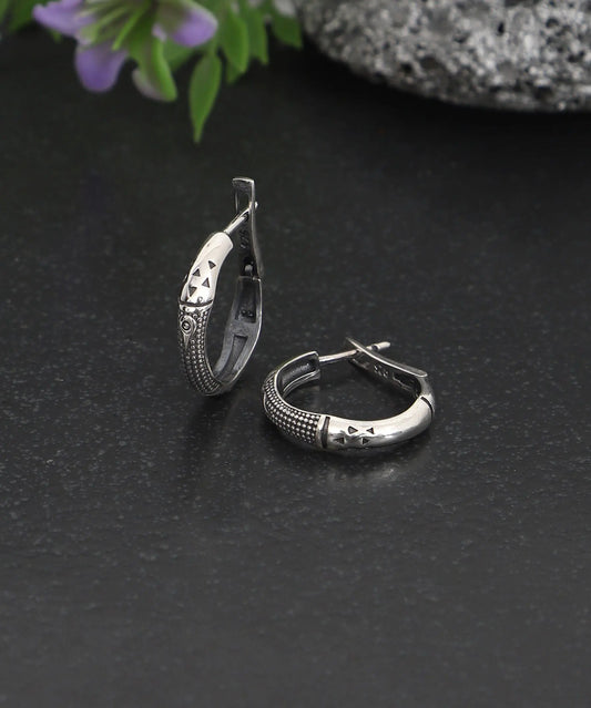 Kadın Desenli Halka Küpe