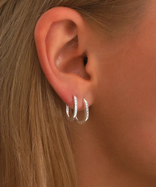 Taş Detaylı Mini Oval Gümüş Küpe