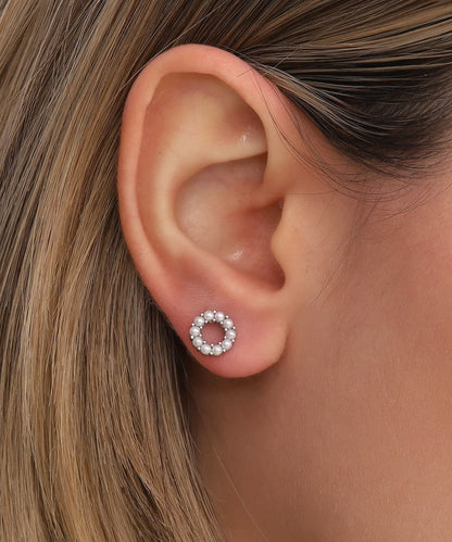 Zarif İnci İşlemeli Mini Gümüş Halka Küpe