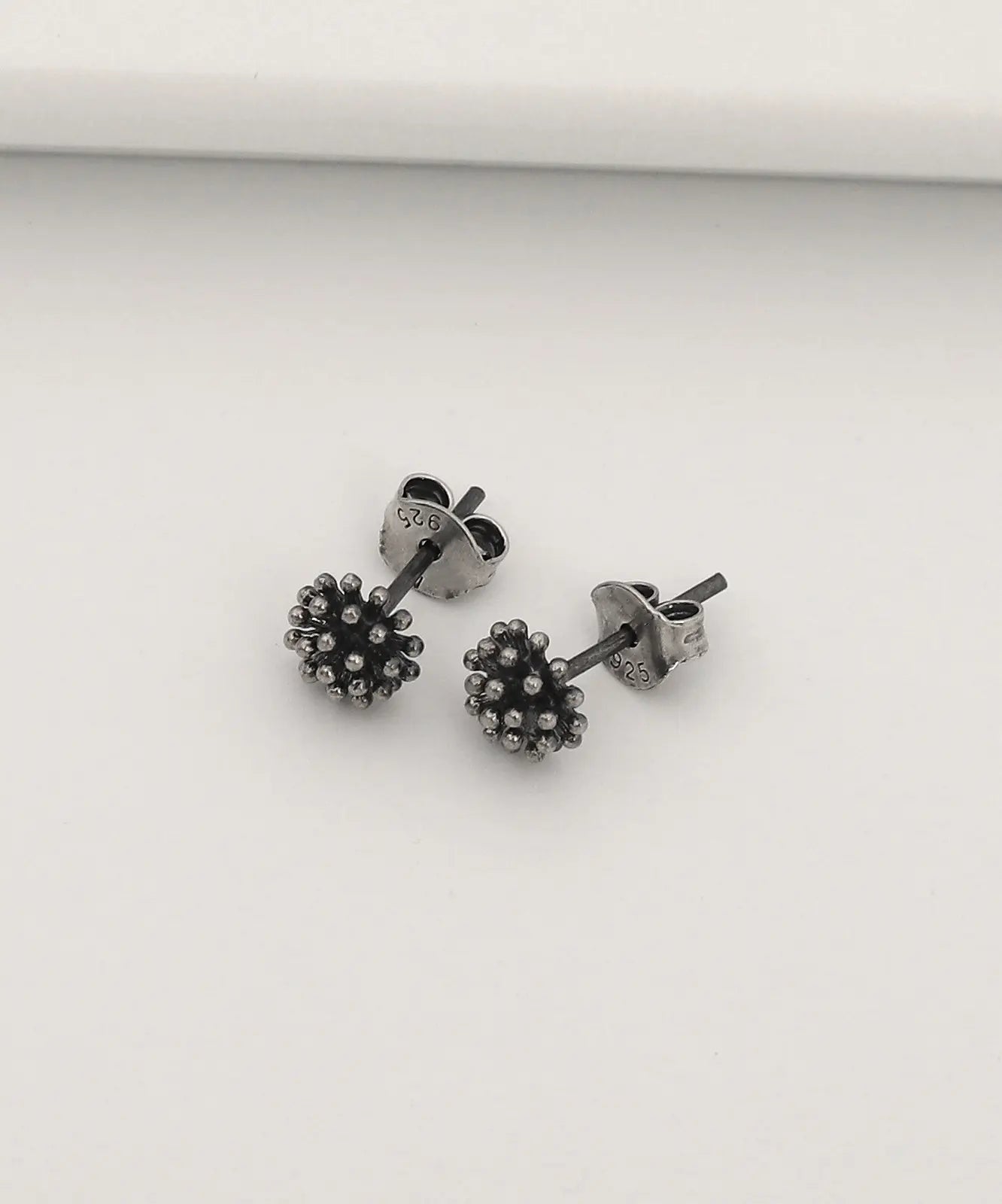 Modern Tasarım Minimal Gümüş Küpe