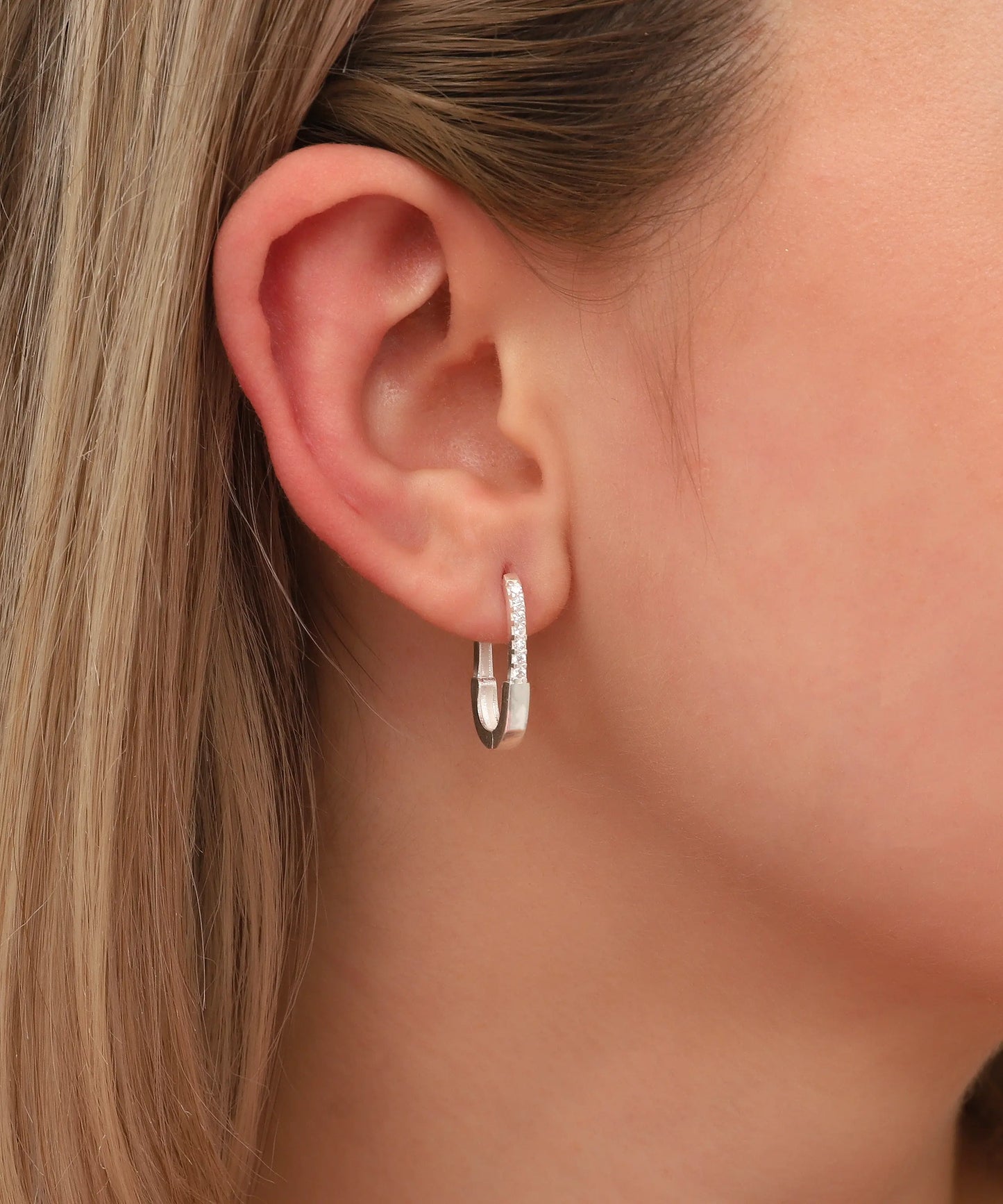 Gümüş Taşlı Minimal Küpe