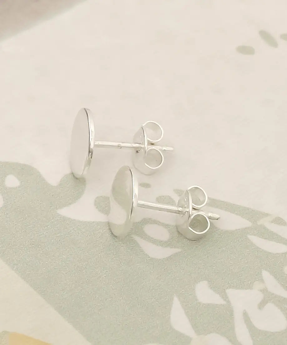 Minimal Yuvarlak Tasarım Gümüş Küpe