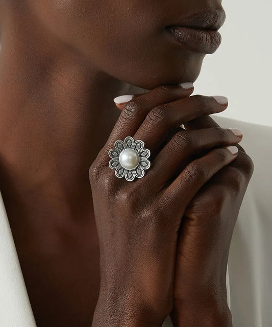 Gümüş Bohem Çiçek Detaylı Yüzük