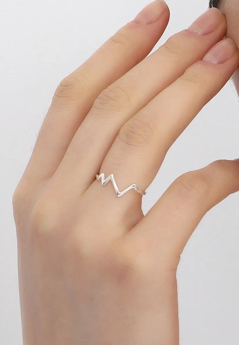 Gümüş Minimal Ritim Yüzük