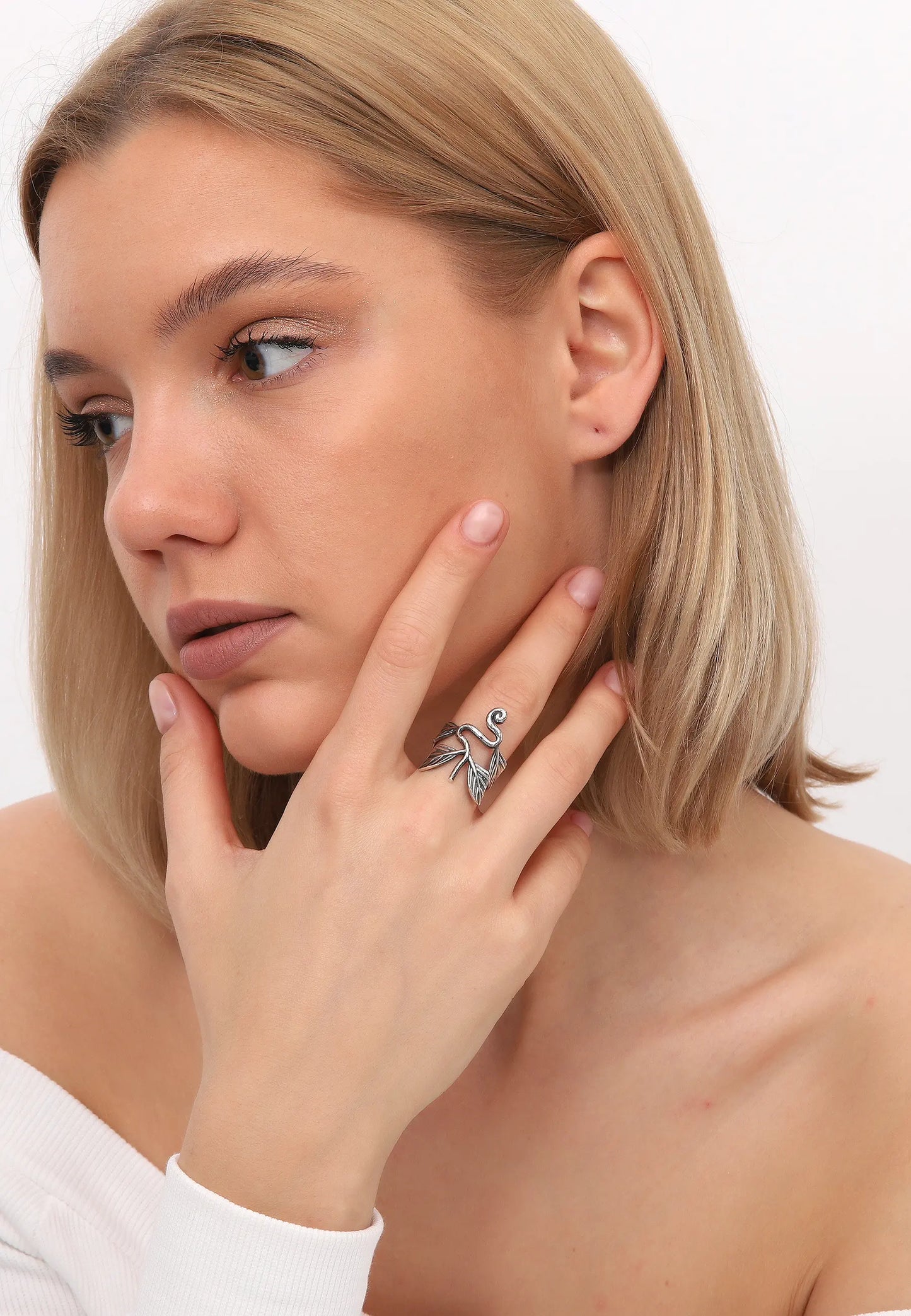 Yaprak Motifli Gümüş Yüzük