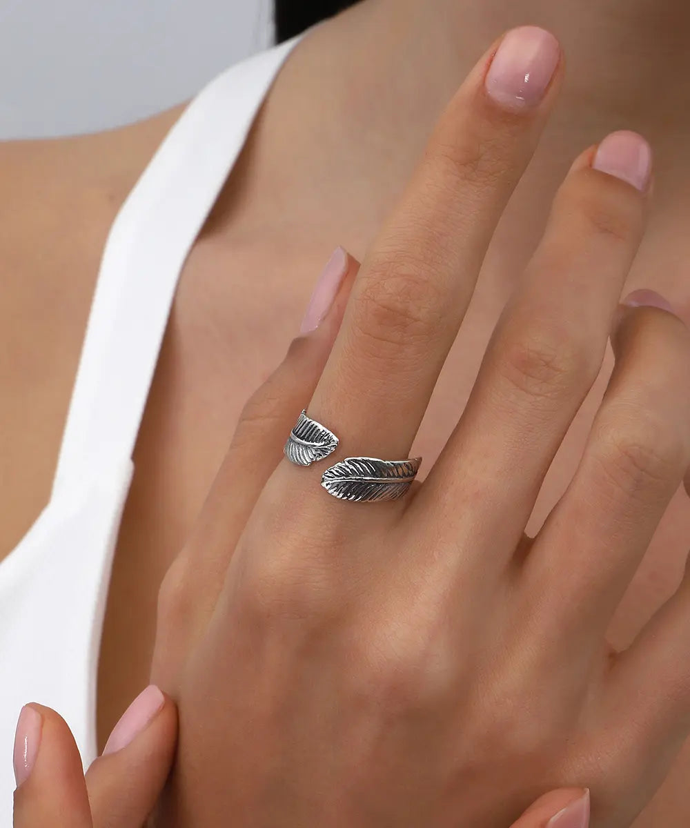 Yaprak Motifli Gümüş Yüzük