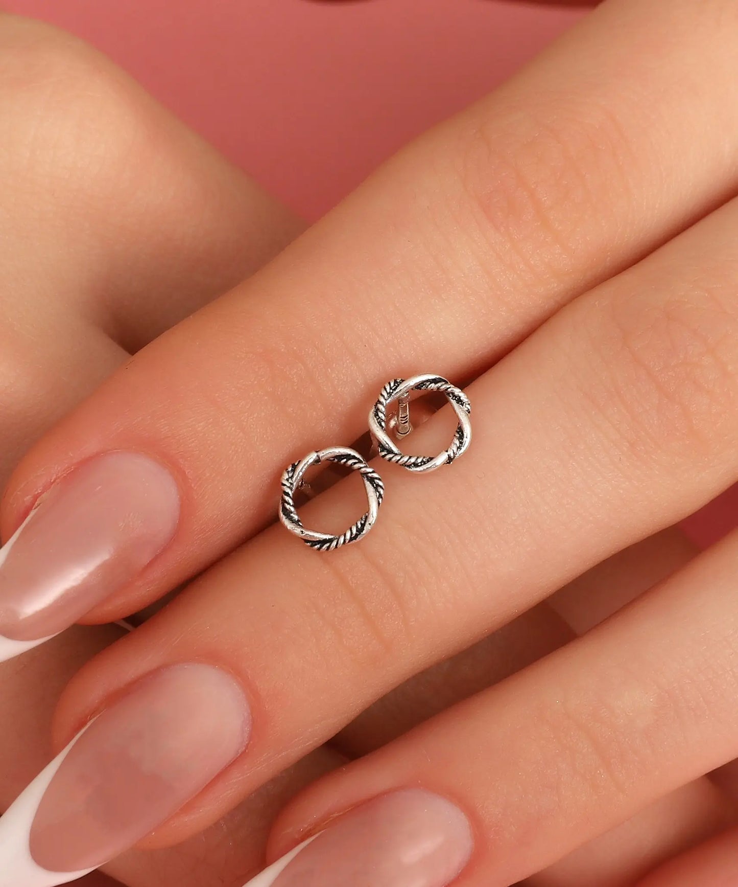 Minimal Halka Gümüş Küpe