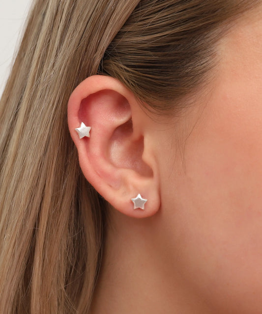 Minimal Yıldız Tasarım Gümüş Küpe