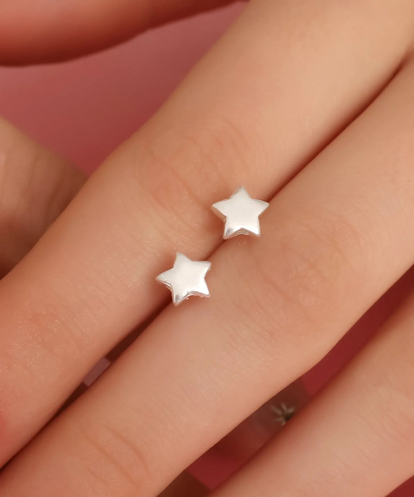 Minimal Yıldız Tasarım Gümüş Küpe