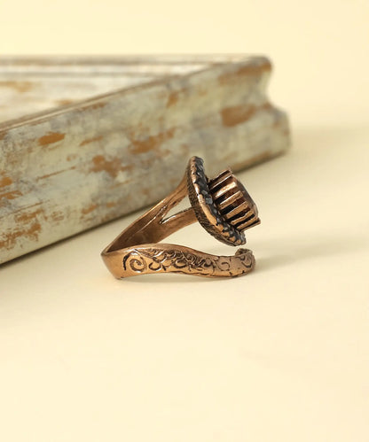Taşlı Soyut Bronz Yüzük