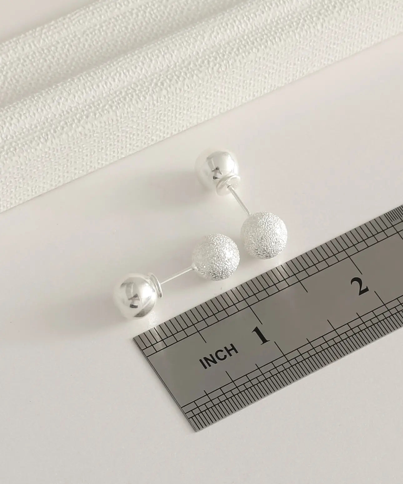 Gümüş Çift Taraflı Top Küpe